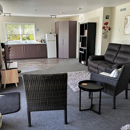 Private Guest Suite Mapua ภายนอก รูปภาพ